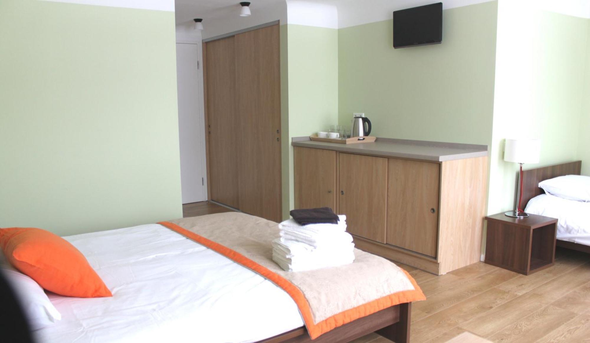 Martas Nams Otel Ventspils Oda fotoğraf