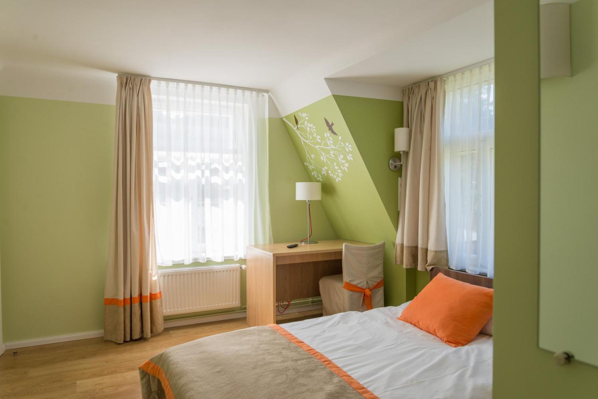 Martas Nams Otel Ventspils Oda fotoğraf