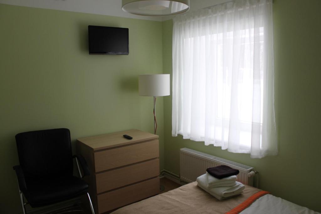 Martas Nams Otel Ventspils Oda fotoğraf