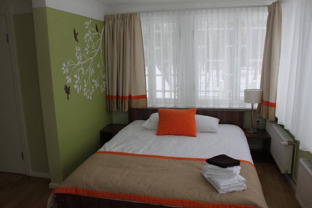 Martas Nams Otel Ventspils Oda fotoğraf
